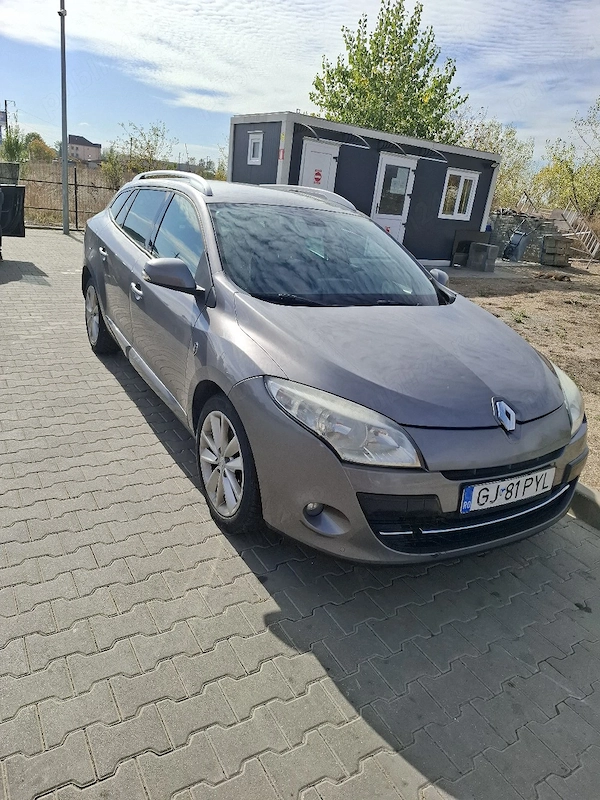 RENAULT Megane 2011 — imagine 4