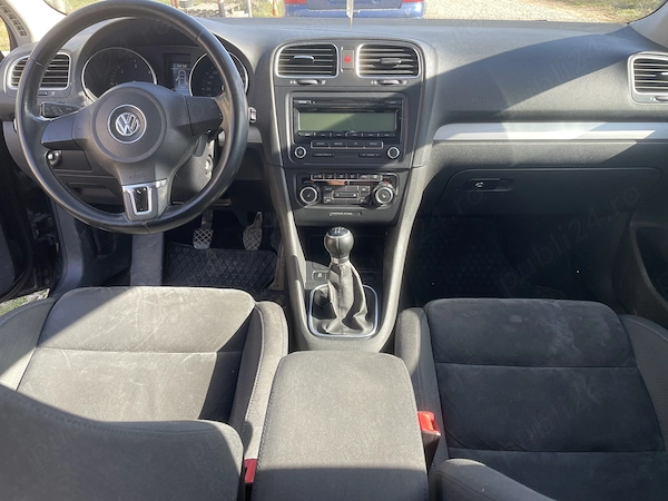 VOLKSWAGEN Golf 2011 — imagine 8