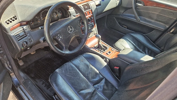 MERCEDES-BENZ E-Class 2000 — imagine 5