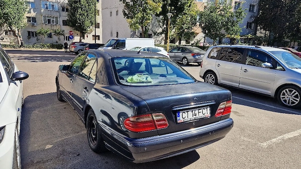 MERCEDES-BENZ E-Class 2000 — imagine 3