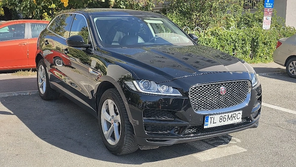 JAGUAR F-PACE 2020 — imagine 2