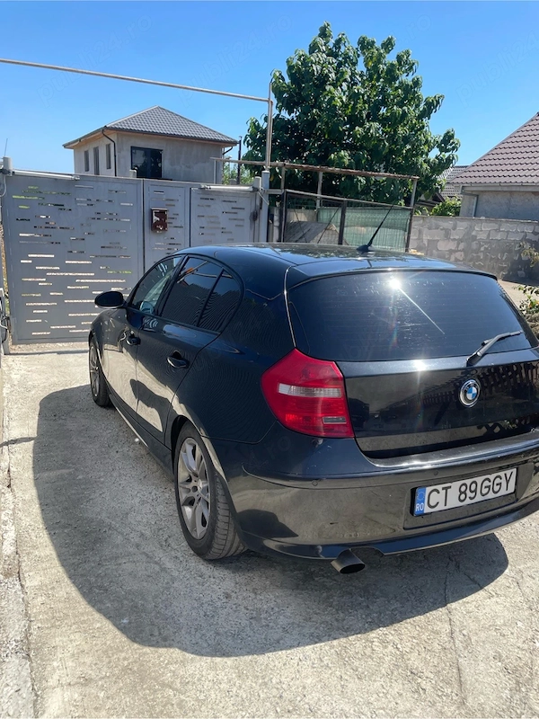 BMW 1 Series 2009 — imagine 10