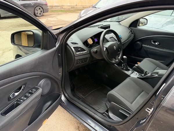 RENAULT Megane 2013 — imagine 5