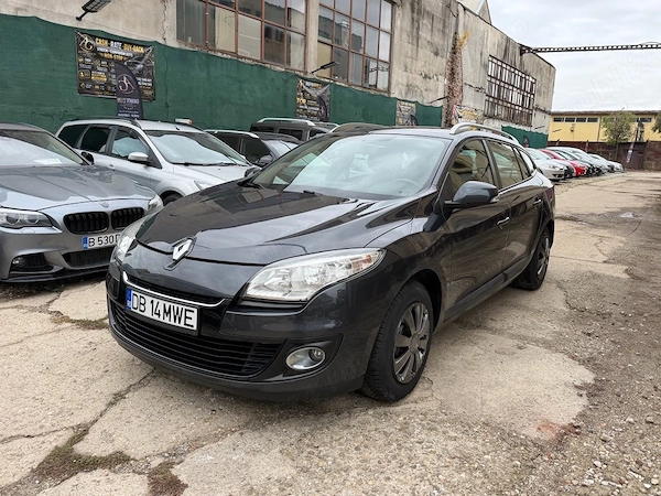 RENAULT Megane