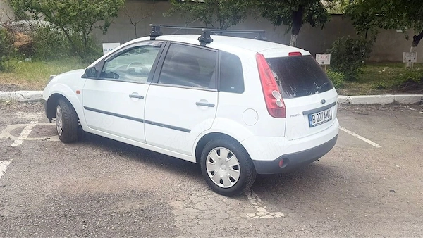 FORD Fiesta 2007 — imagine 2
