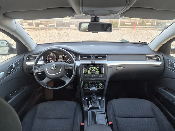 SKODA Superb 2013 — imagine 10