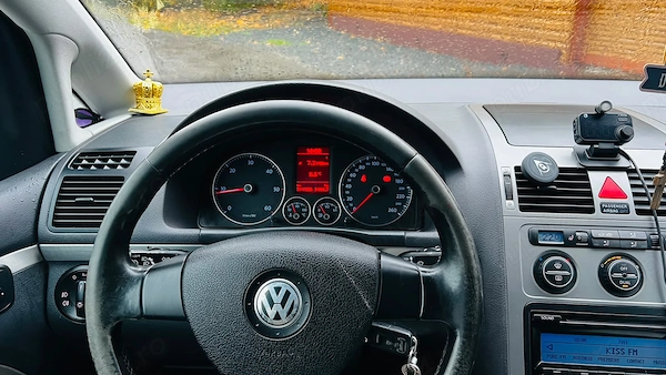 VOLKSWAGEN Touran 2009 — imagine 10