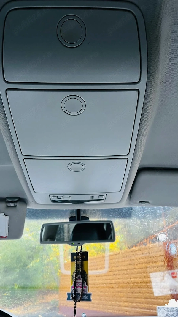 VOLKSWAGEN Touran 2009 — imagine 8