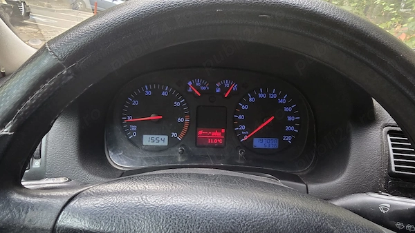 VOLKSWAGEN Golf 2001 — imagine 6