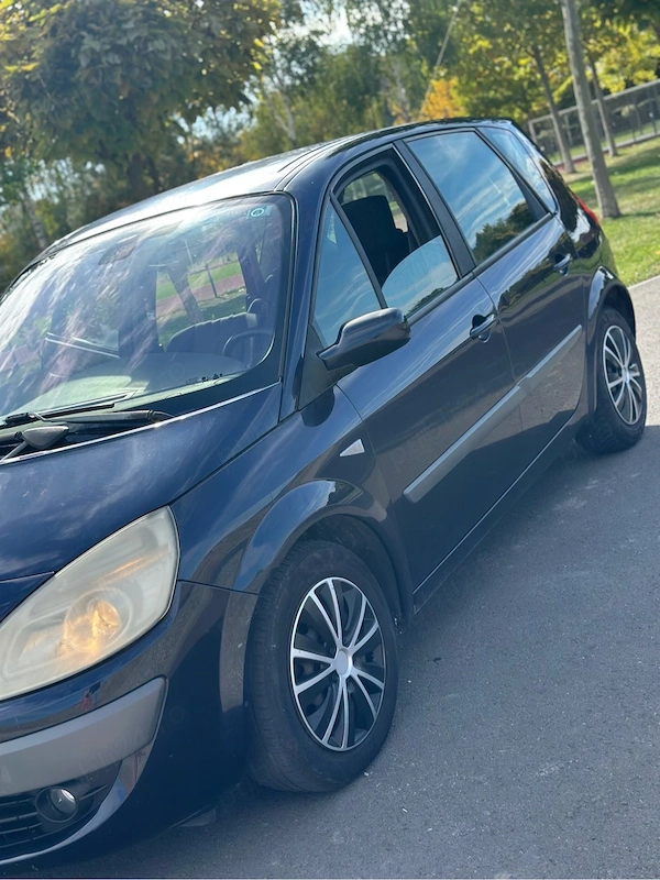 RENAULT Grand Scenic 2006 — imagine 3