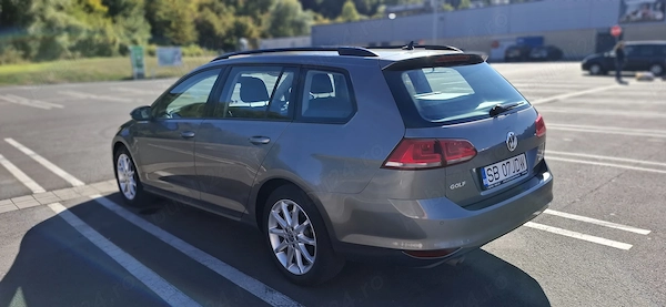 VOLKSWAGEN Golf 2013 — imagine 5