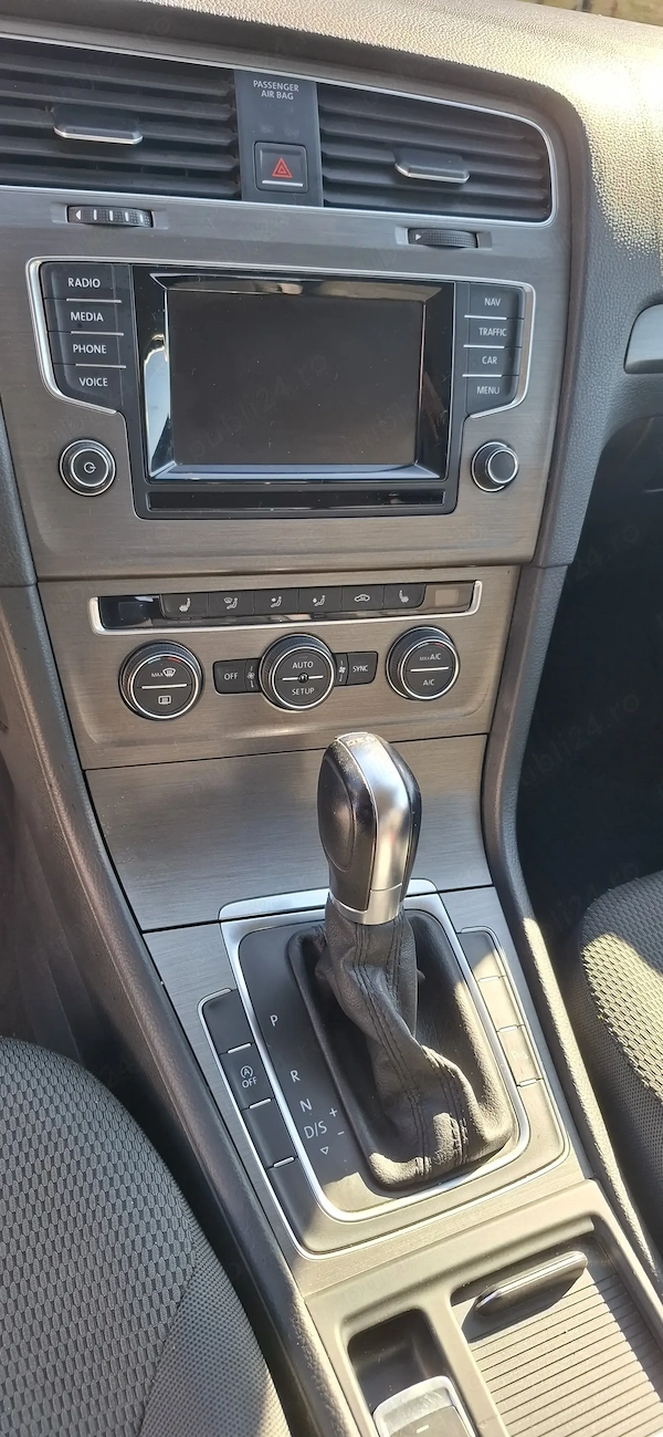 VOLKSWAGEN Golf 2013 — imagine 7