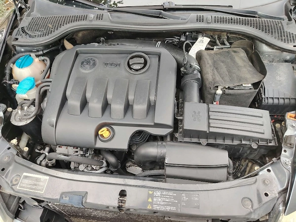 SKODA Octavia 2009 — imagine 3