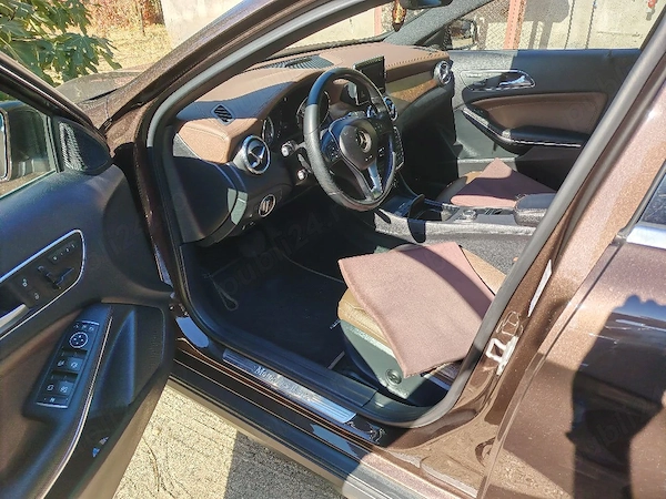 MERCEDES-BENZ GLA 2014 — imagine 2