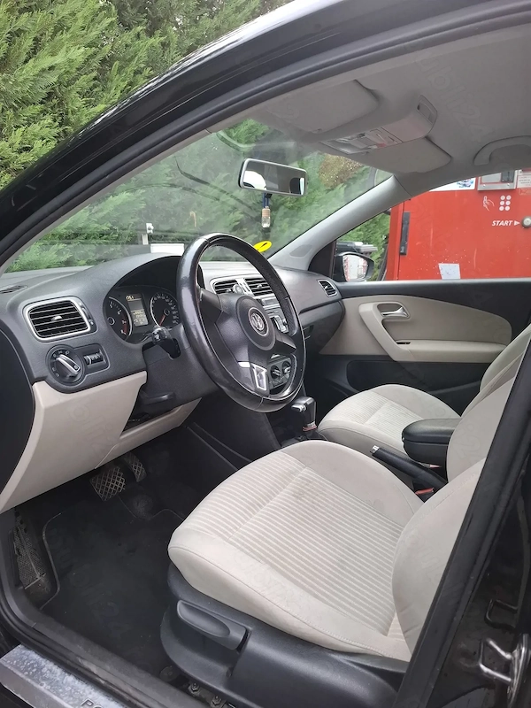 VOLKSWAGEN Polo 2010 — imagine 8