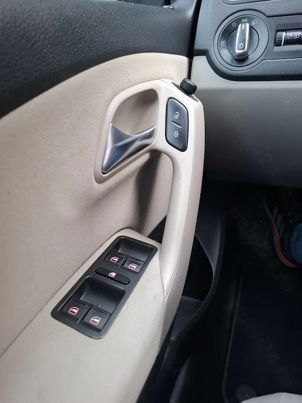 VOLKSWAGEN Polo 2010 — imagine 6