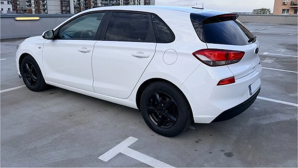 HYUNDAI i30 2018 — imagine 8