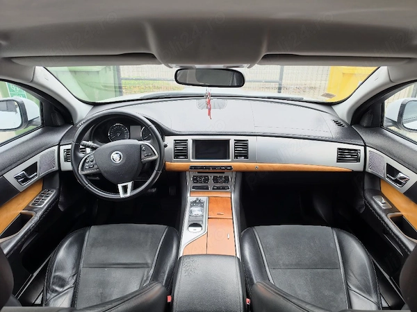 JAGUAR XF 2013 — imagine 9