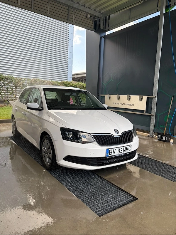 SKODA Fabia 2018 — imagine 3