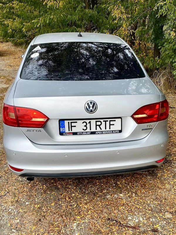 VOLKSWAGEN Jetta 2011 — imagine 5