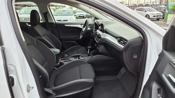 FORD Focus 2019 — imagine 9