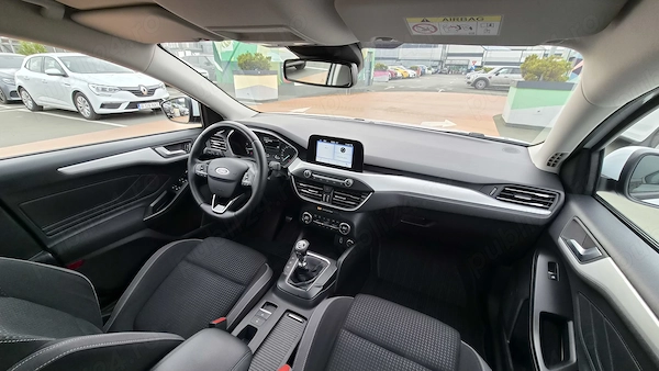 FORD Focus 2019 — imagine 8