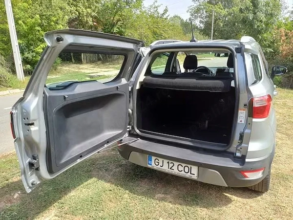 FORD Ecosport 2020 — imagine 3