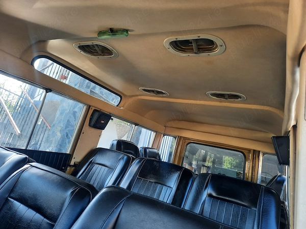 LAND ROVER Defender 1978 — imagine 9
