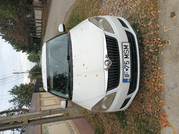 SKODA Fabia 2014 — imagine 8