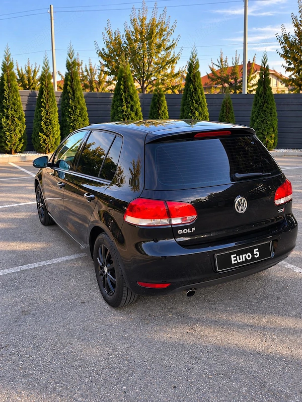 VOLKSWAGEN Golf 2012 — imagine 2