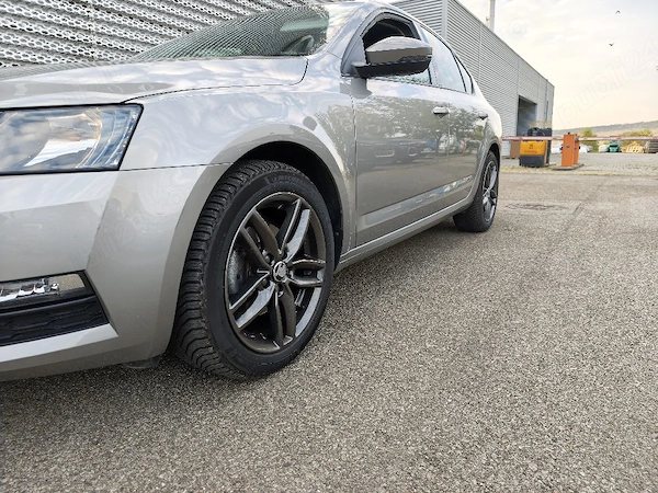 SKODA Octavia 2019 — imagine 4