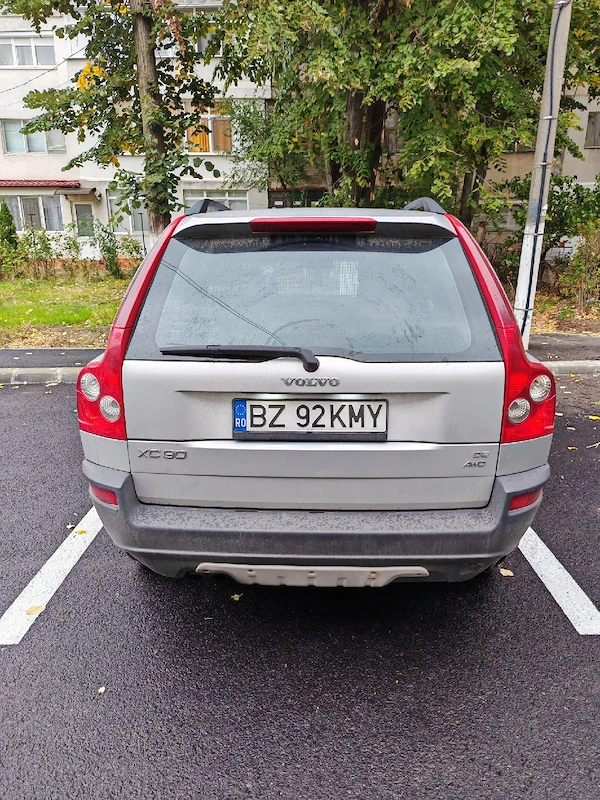 VOLVO XC90 2025 — imagine 5