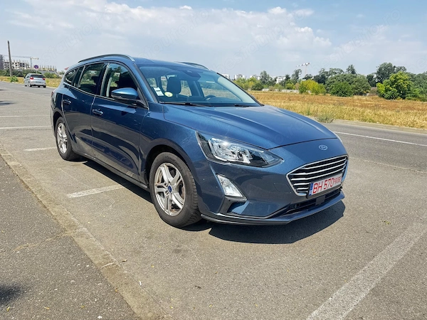 FORD Focus 2021 — imagine 6