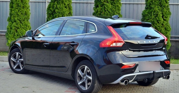 VOLVO V40 2015 — imagine 5