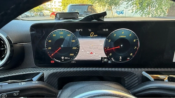 MERCEDES-BENZ CLA 2020 — imagine 4