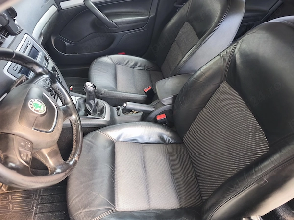 SKODA Octavia 2012 — imagine 5