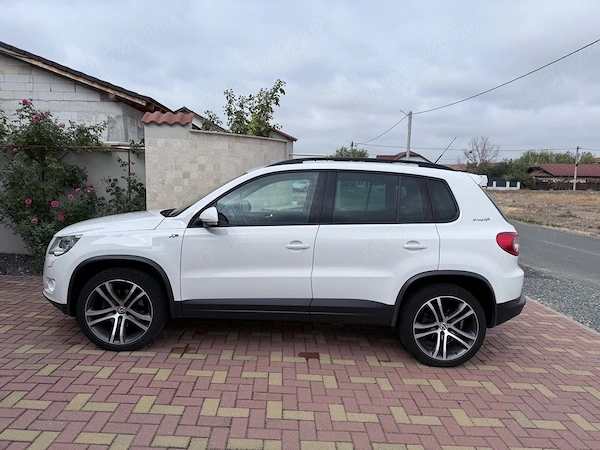 VOLKSWAGEN Tiguan 2011 — imagine 3