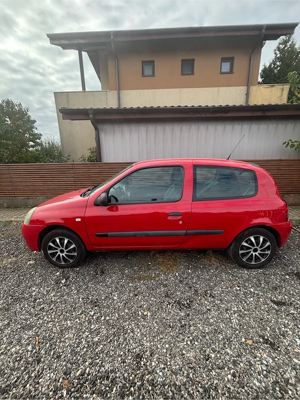 RENAULT Clio 2011 — imagine 4