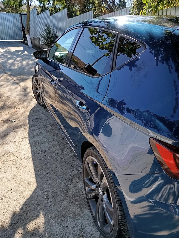 SEAT Leon 2014 — imagine 3
