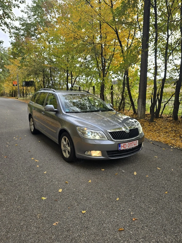 SKODA Octavia 2013 — imagine 3