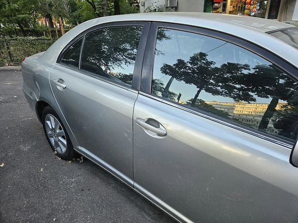 TOYOTA Avensis 2005 — imagine 5