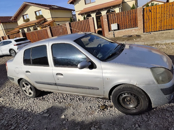 RENAULT Clio 2005 — imagine 3