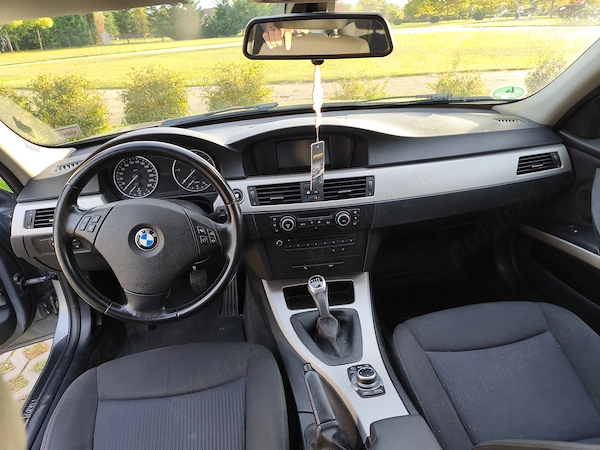 BMW Seria 3 2010 — imagine 5