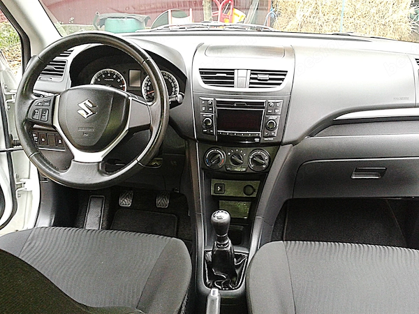 Suzuki Swift 2012 benzină, 3.300 € — imagine 7