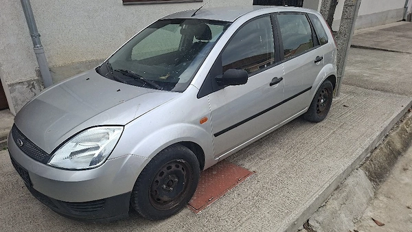FORD Fiesta 2005 — imagine 2