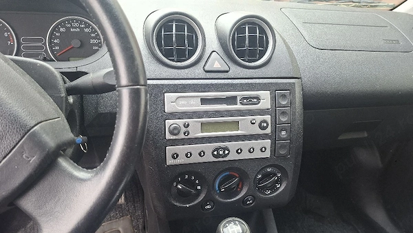 FORD Fiesta 2005 — imagine 3
