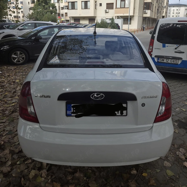 HYUNDAI Accent 2009 — imagine 5