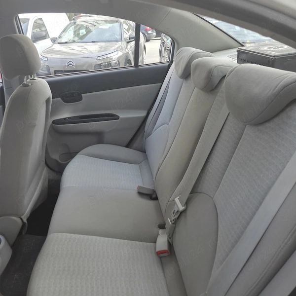 HYUNDAI Accent 2009 — imagine 4