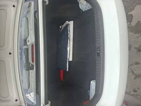 HYUNDAI Accent 2009 — imagine 9