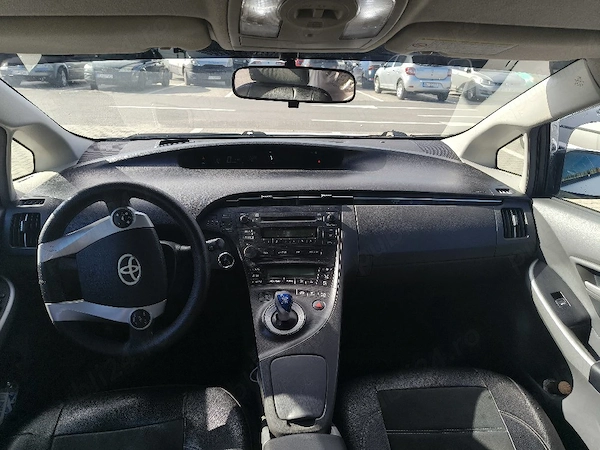 TOYOTA Prius 2011 — imagine 4